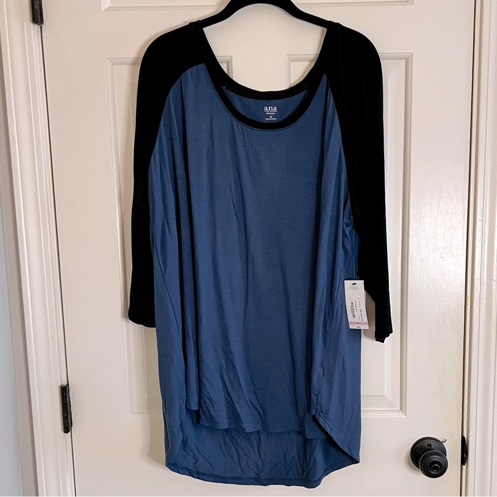 a.n.a  blue and black top size 1X NWT